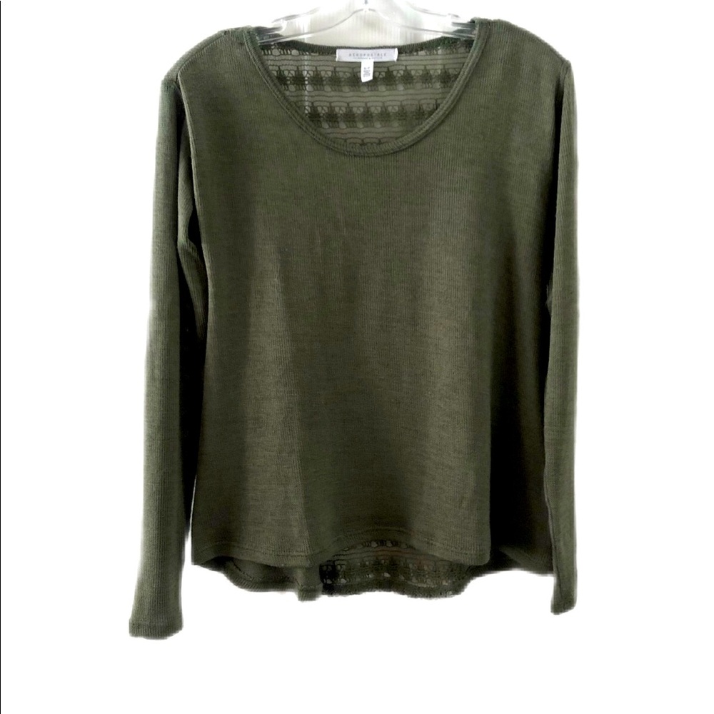 Light Aeropostale Sweater